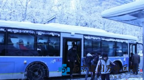 南京突降大雪